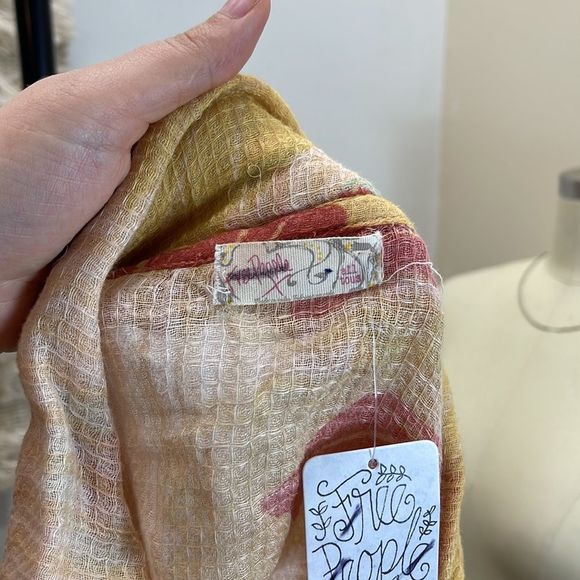 Free People Oversized Bohemian Tropical Lightweight Button Down Shirt Blouse - Picture 8 of 11